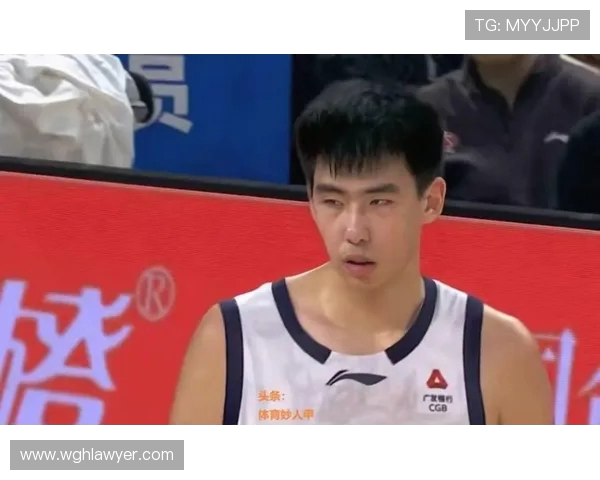 徐昕4中2罚球1中砍5分8板2帽内线防守成比赛亮点关键支柱