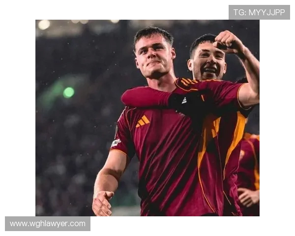 罗马诺确认罗马后卫齐奥尔科夫斯基当选波兰年度最佳新人足坛新星